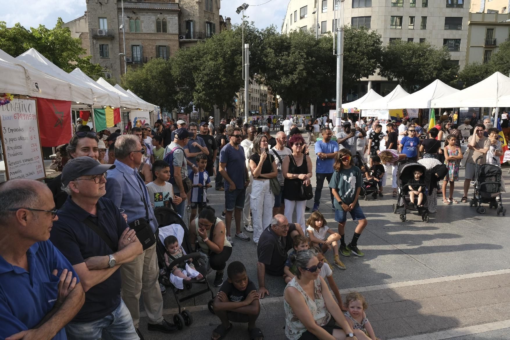 Manresa presumeix d'interculturalitat a Sant Domènec