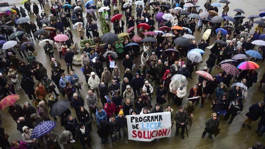 Más de 3.500 usuarios del programa municipal de ocio de A Coruña se quedan sin talleres: "Es lo que me hace salir de casa"