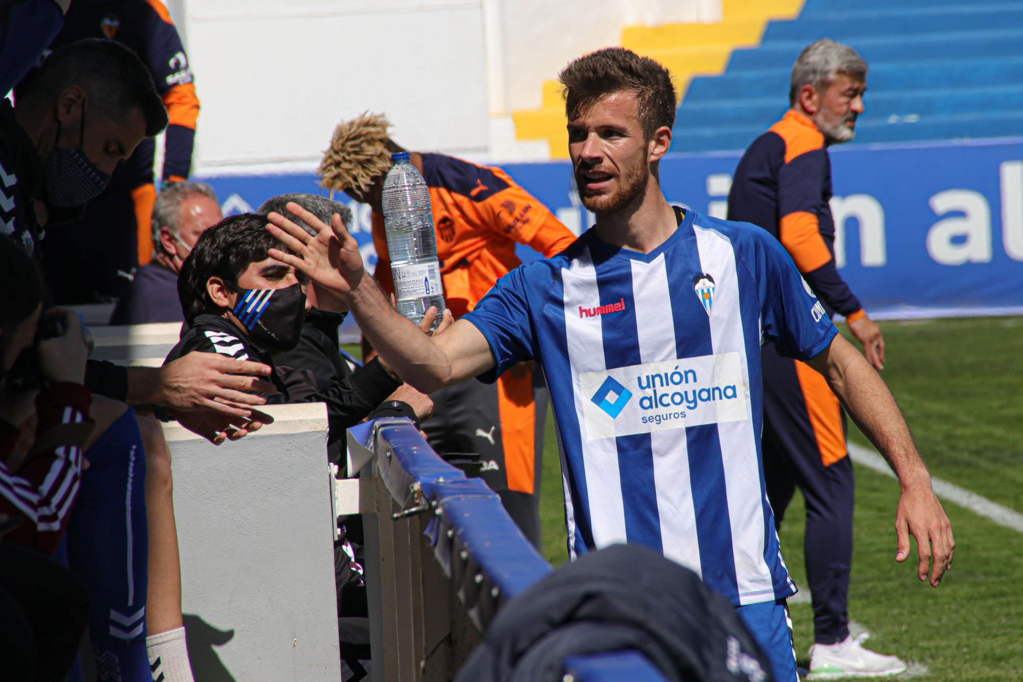 Las imágenes del Alcoyano - Mestalla