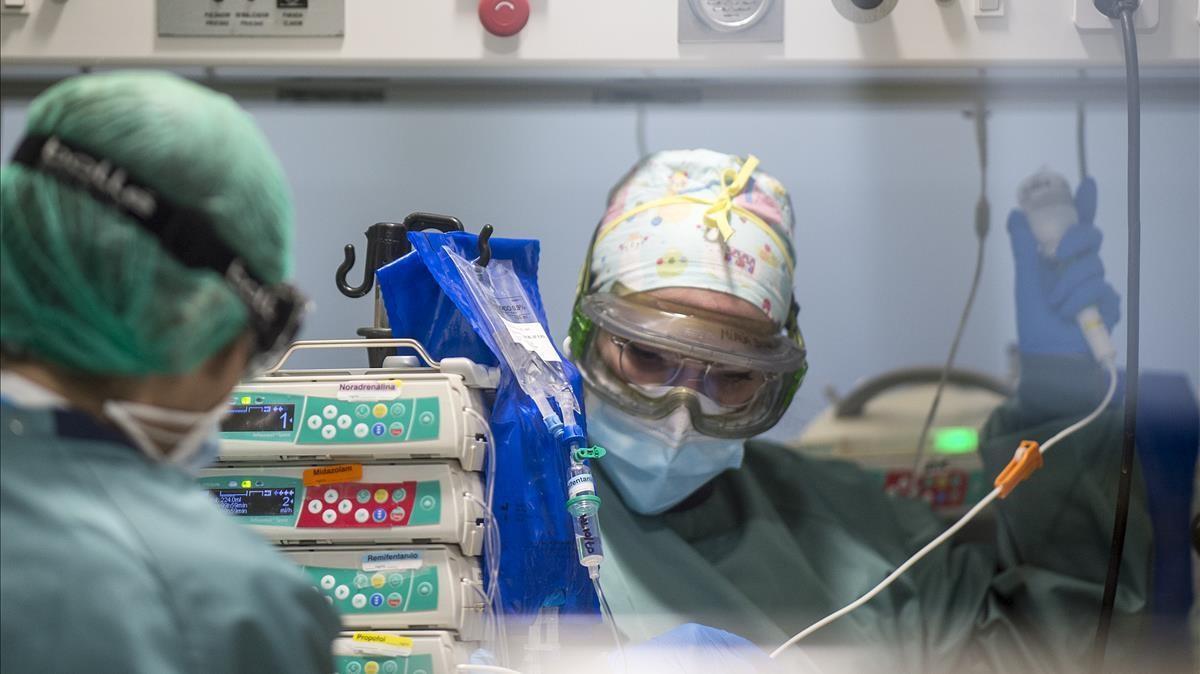 La uci de 'pacientes covid' del Hospital del Mar, el 8 de enero.