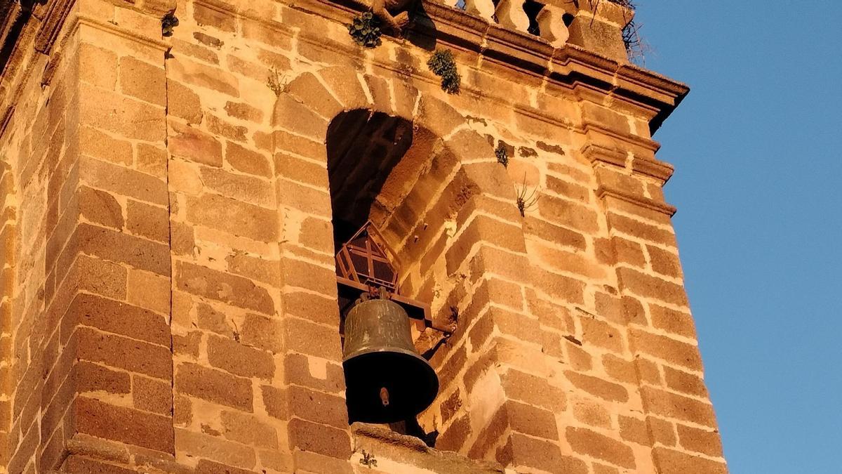 Vídeo | Las campanas repican en Extremadura contra la despoblación