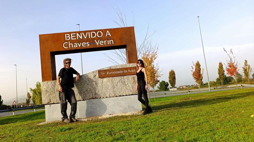 Una escultura del alicantino Carlos Lorenzo para unir dos ciudades
