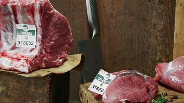 Bodegón con productos de Ternera Asturiana IGP.| Pablo Solares