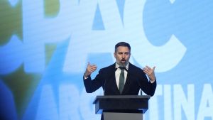 Santiago Abascal (Vox): Vivimos tiempos de fortuna tras las victorias de Milei y Trump