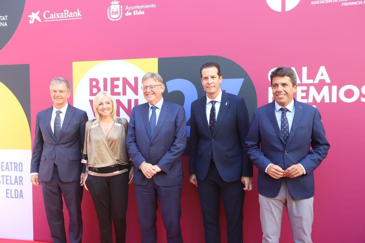 La empresa familiar reclama medidas para contener los costes y menos ...