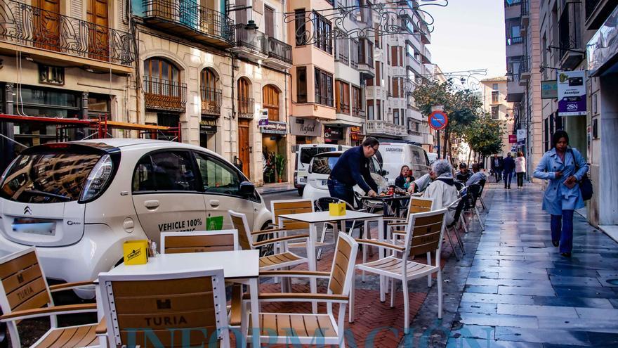 La anulación de la peatonalización por el TSJCV devuelve el tráfico a calles como Sant Llorenç en Alcoy