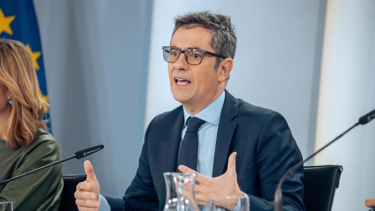 El ministero de Presidencia, Relaciones con las Cortes y Memoria Democrática, Félix Bolaños, en su comparecencia de hoy tras el Consejo de Ministros.