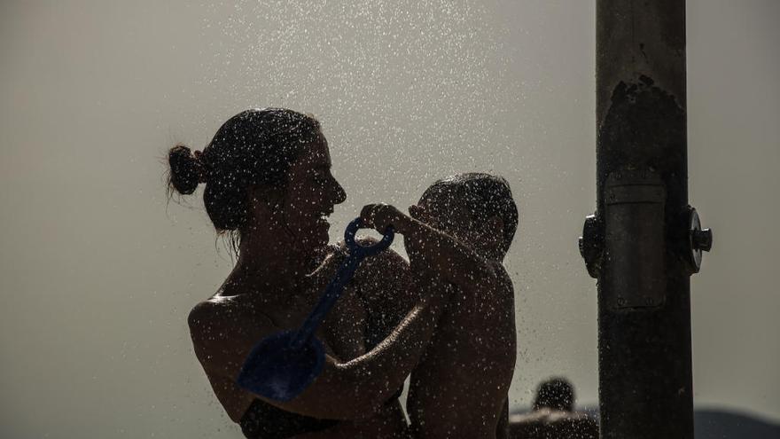 Baleares continúa en alerta amarilla por calor, aunque bajan las máximas