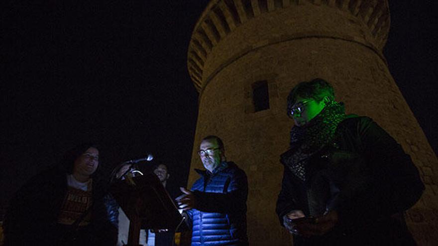 La Torre de La Illeta, apagada anoche.