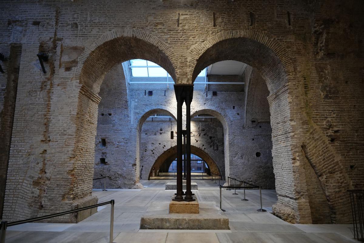 Jornadas de puertas abiertas de las Reales Atarazanas de Sevilla. A 23 de octubre de 2025 en Sevilla, Andalucía (España). La consejera de Cultura y Deporte, Patricia del Pozo, inaugura este jueves en Sevilla la reapertura de las Reales Atarazanas, que celebran sus jornadas de puertas abiertas para dar a conocer al público este emblemático edificio tras su restauración. 23 OCTUBRE 2025 Francisco J. Olmo / Europa Press 23/10/2025. Francisco J. Olmo;category_code_new;