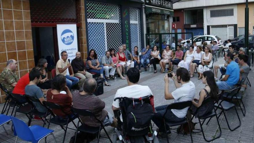 Un momento de la reunión de los activistas de Marea. // Gustavo Santos