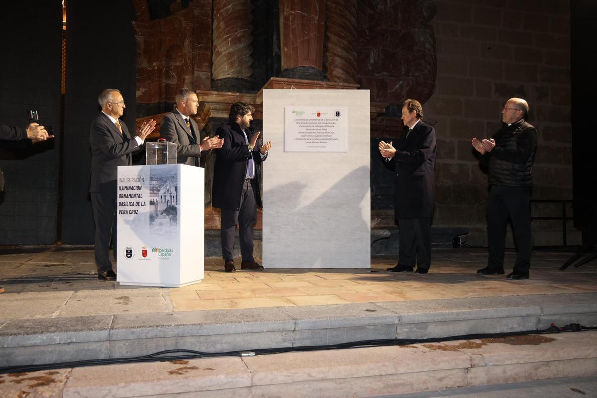 Descubrimiento de la nueva placa en la Basílica
