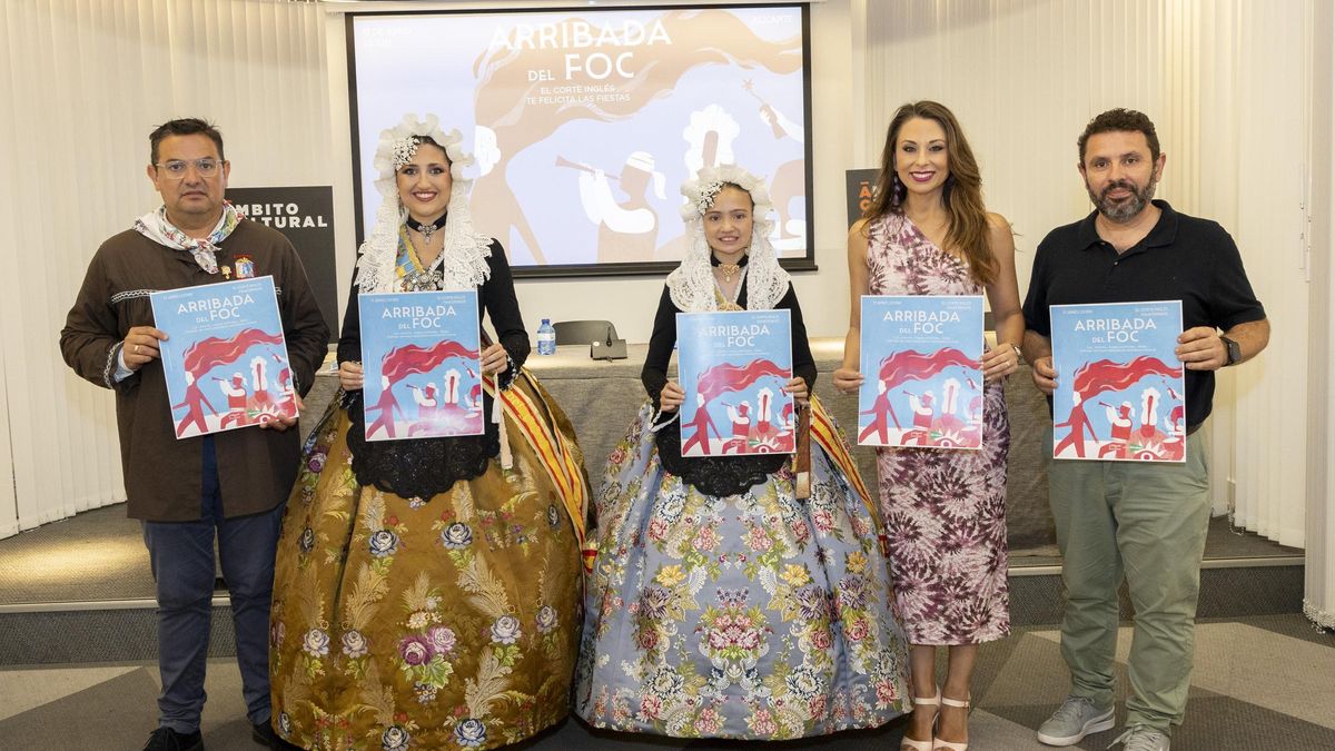 La "Arribada del Foc", a un paso de prender las Hogueras