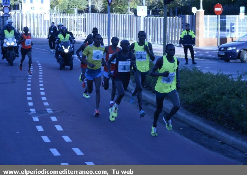 GALERÍA DE FOTOS -- Maratón paso por UJI 9.25-9.30