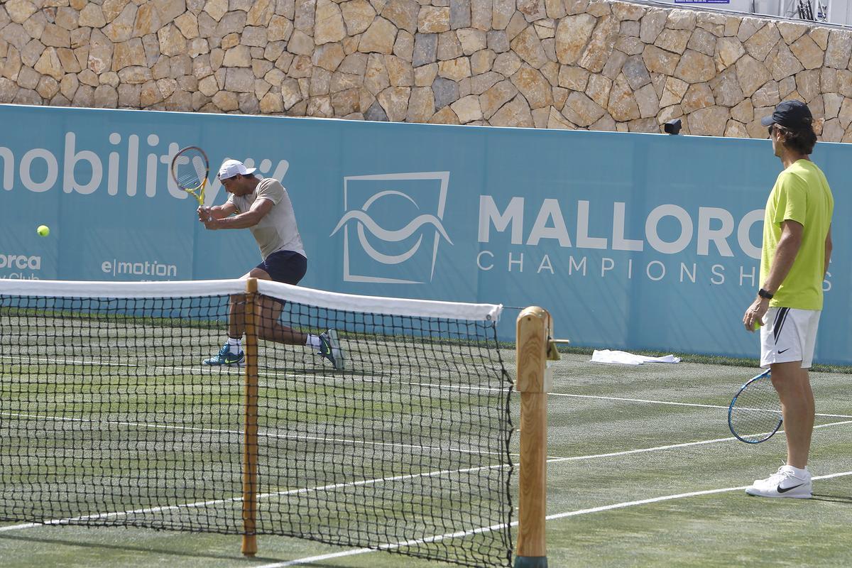 Rafa Nadal viajará el lunes a Wimbledon; así se ha estado preparando