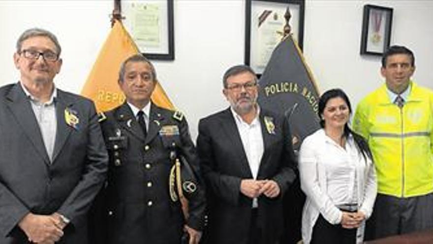 ECUADOR PREMIA A LA REPRESENTACIÓN CASTELLONENSE