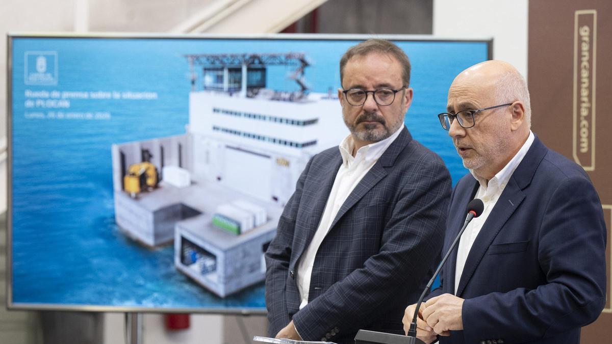 El presidente del Cabildo de Gran Canaria, Antonio Morales, y el consejero de Medio Ambiente, Clima, Energía y Conocimiento del Cabildo de Gran Canaria, Raúl García Brink.