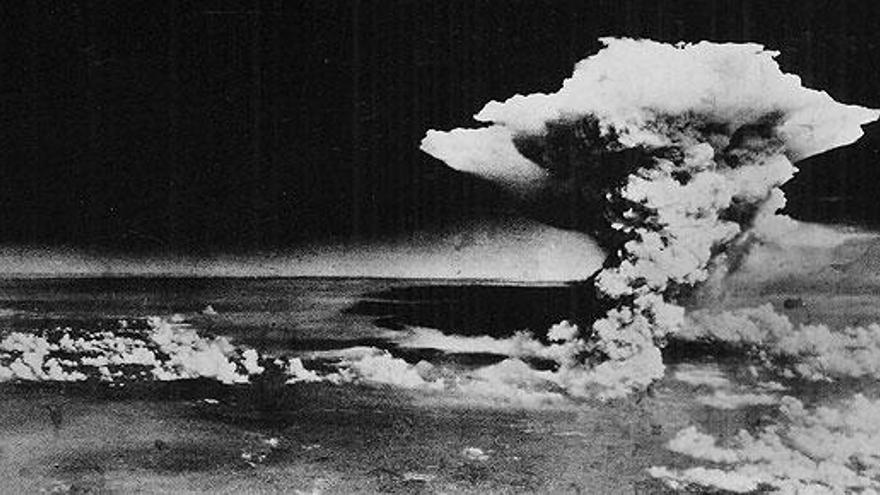 Imagen de la bomba atómica sobre Hiroshima.