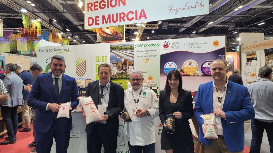 El consejero Antonio Luengo, en el estand de la Región de Murcia en el Salón Gourmets. | CARM