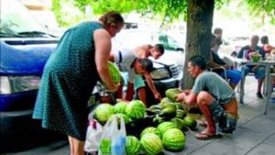 La venta ilegal de fruta en las calles aumentó un 25% de enero a agosto