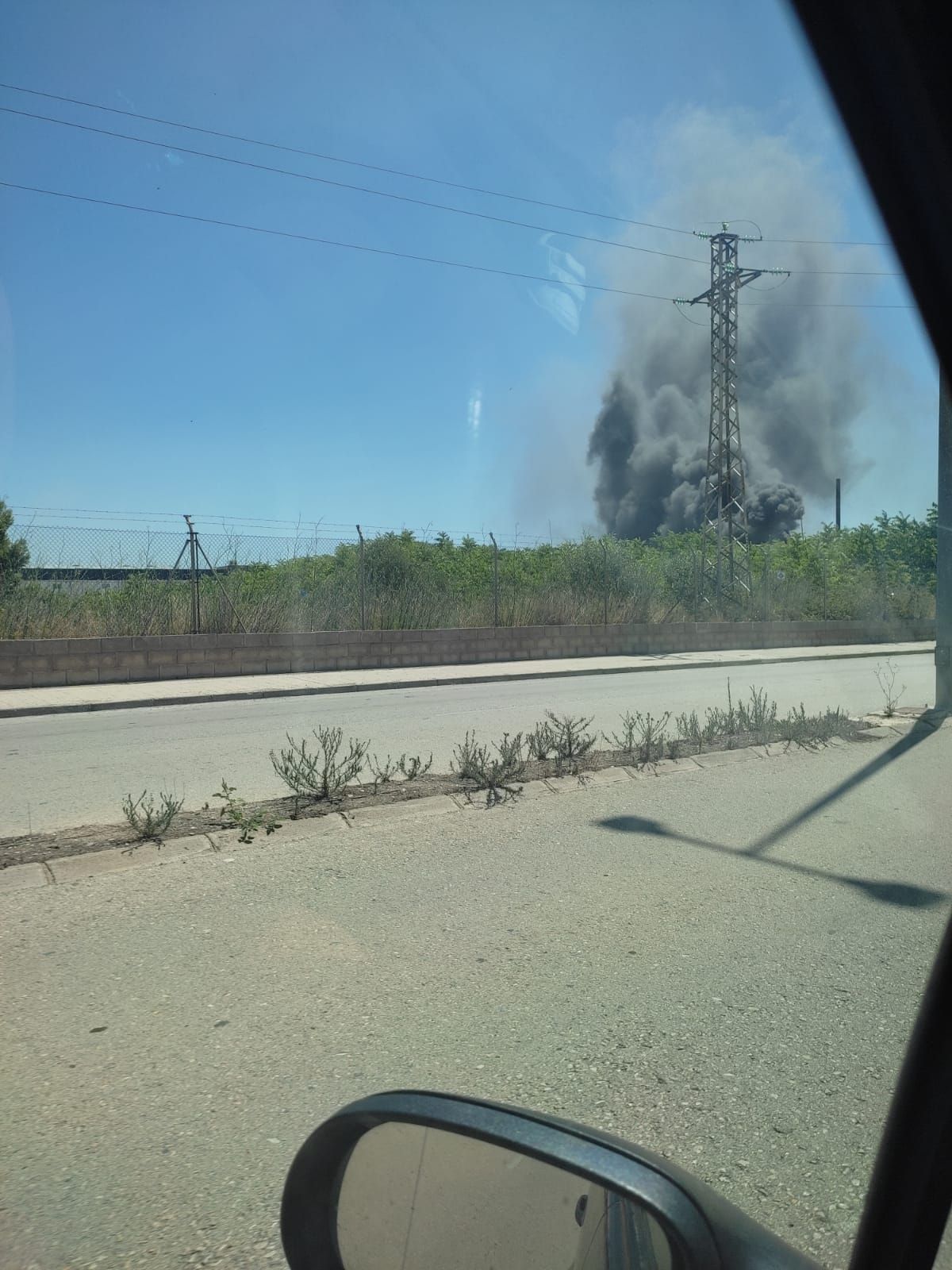 Incendio en una empresa química de Picassent