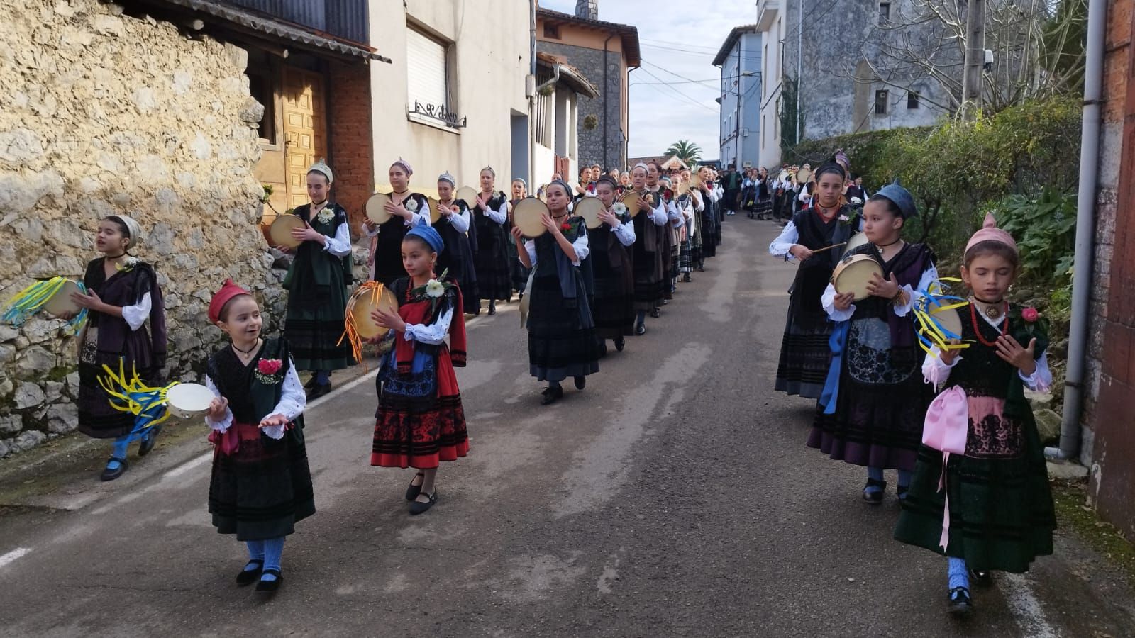 Porrúa celebra su primera fiesta del año por San Julián y Santa Basilisa