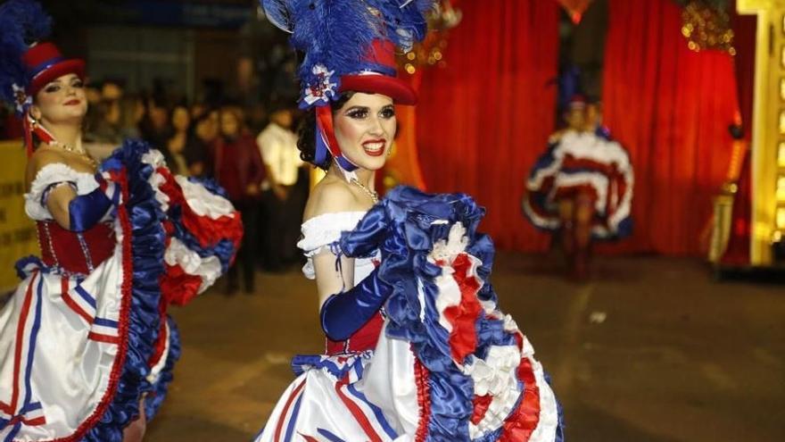 Una joven desfila en el Carnaval de Cabezo de Torres (archivo).