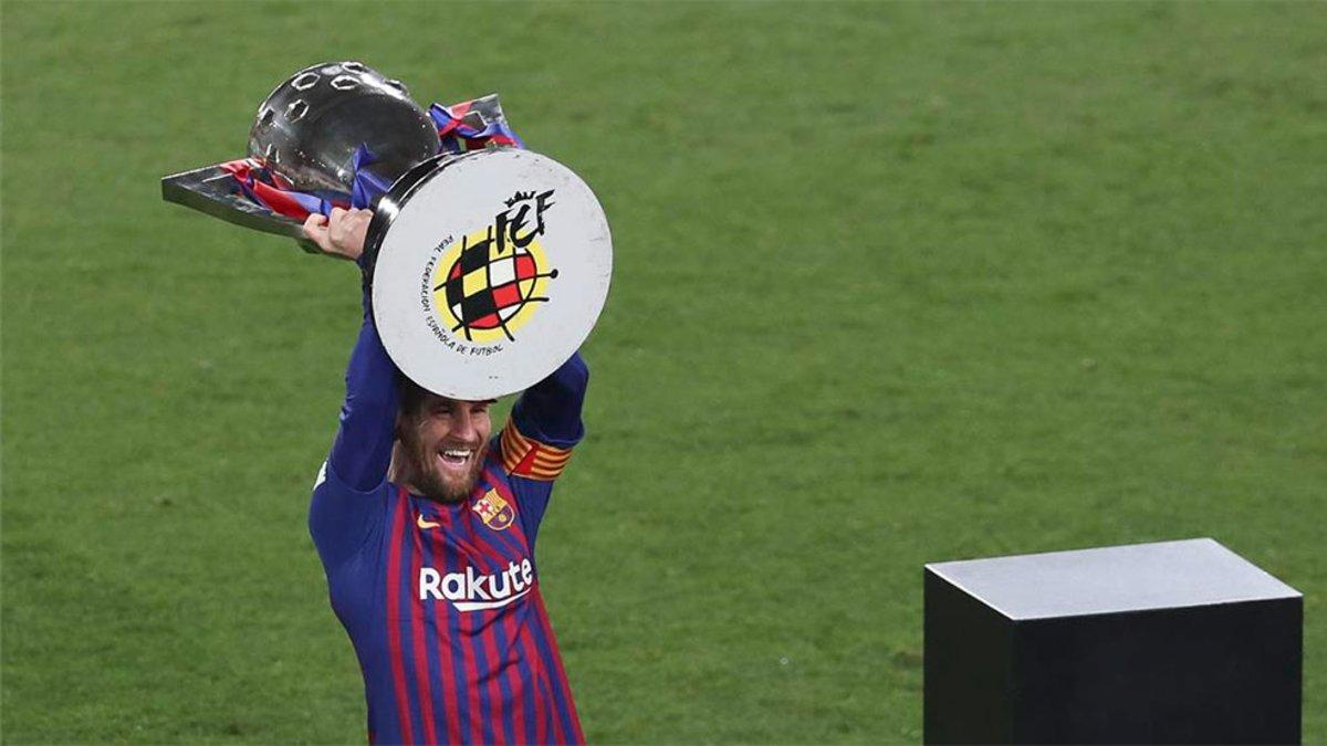 Messi lleva diez ligas desde su debut