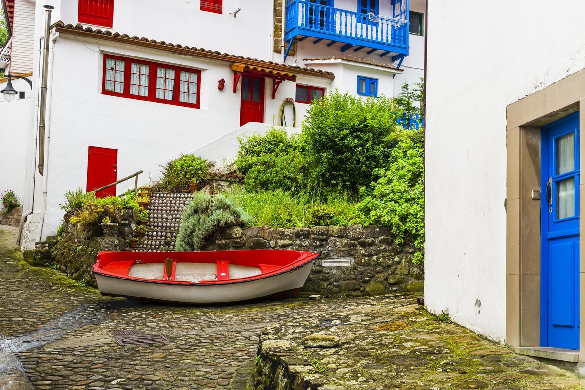 La tradición pesquera está muy presente en Tazones