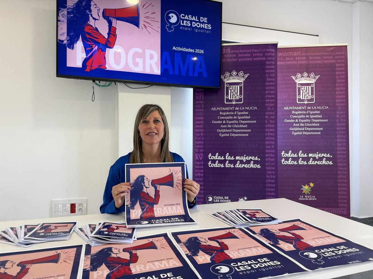 Gemma Márquez, concejala Igualdad, presentando la programación 2026
