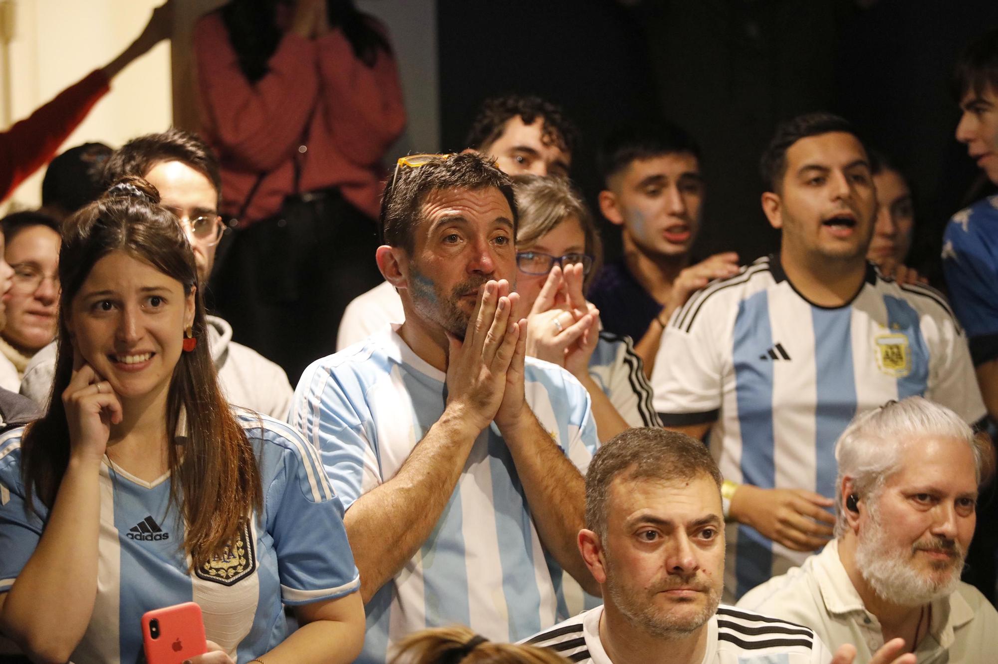 Les imatges de l'afició argentina celebrant el mundial a Girona