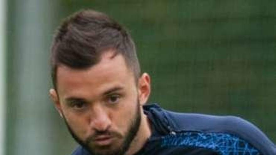 Emre Çolak.