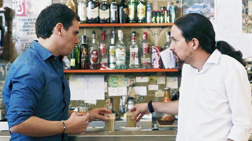 Albert Rivera y Pablo Iglesias en &#039;Salvados&#039;.