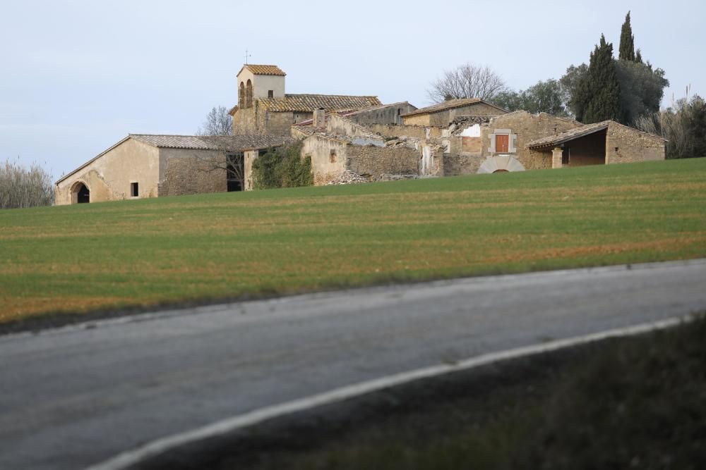 Sant Marçal de Quarantella, un poble en venda per 2 milions