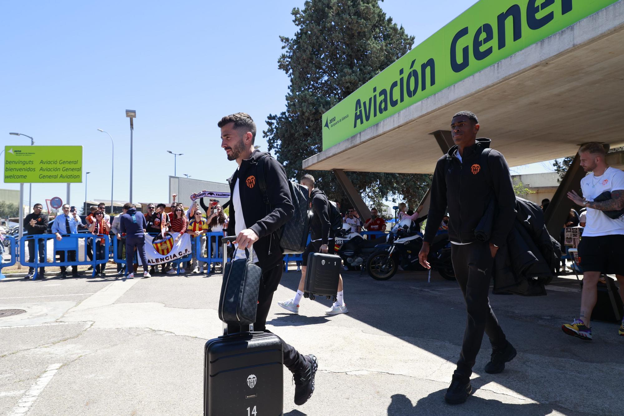 Así ha recibido la afición recibe al Valencia CF en Manises