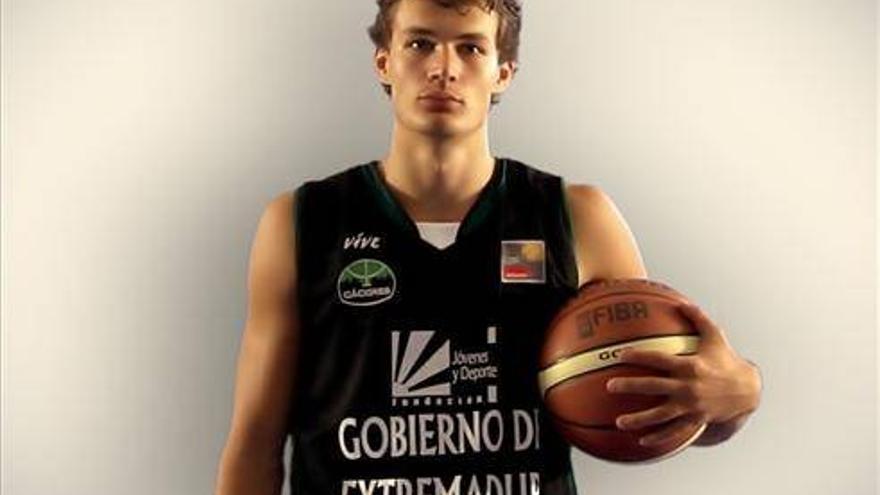 La plantilla del Cáceres de baloncesto