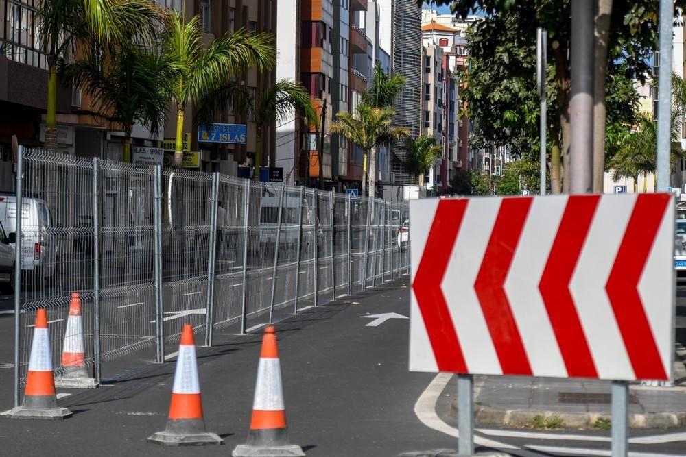 Obras de la MetroGuagua en la calle Venegas