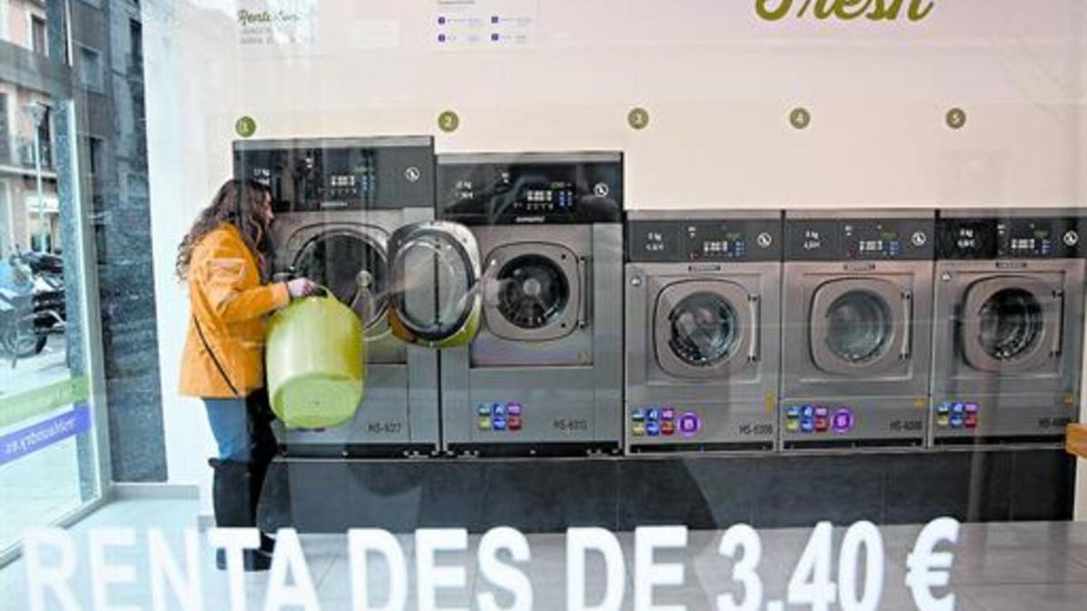 AUTOSERVICIO Nueva lavandería en Sants, entre Vallespir y Melcior de Palau.