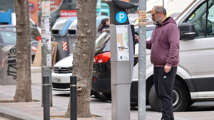 Los consumidores piden más parkings disuasorios y plazas de zona verde en Murcia