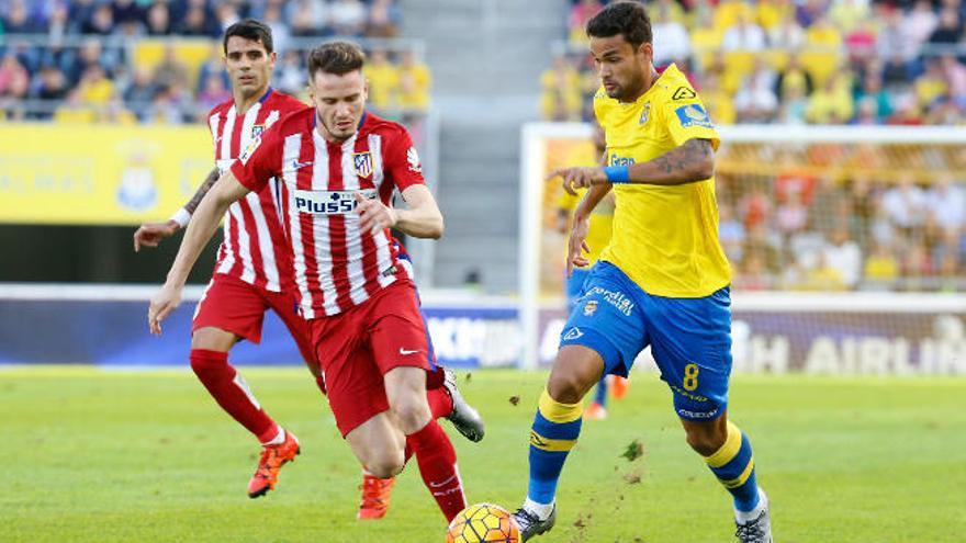 Willian José, que no jugaba de inicio en Liga desde el 30 de diciembre ante el Granada, tras lesionarse, estuvo notable. En la foto, con Saúl.