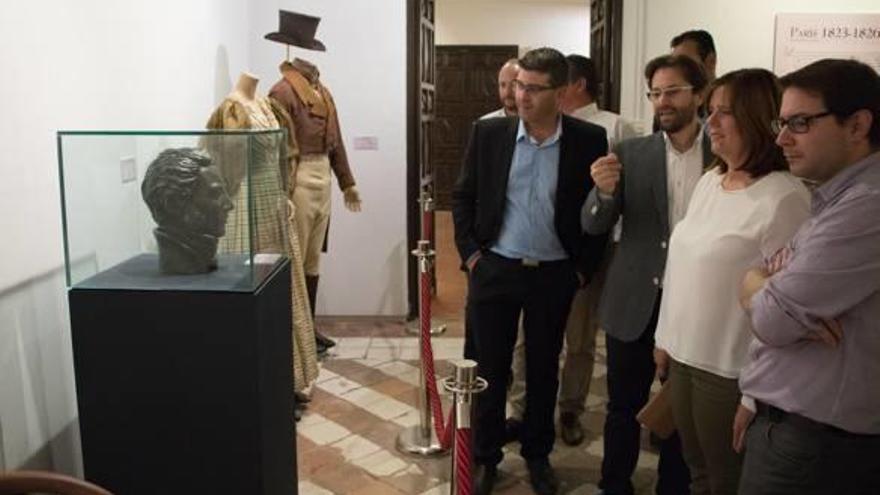 Ontinyent recuerda a Gomis con un viaje expositivo por las ciudades en que vivió