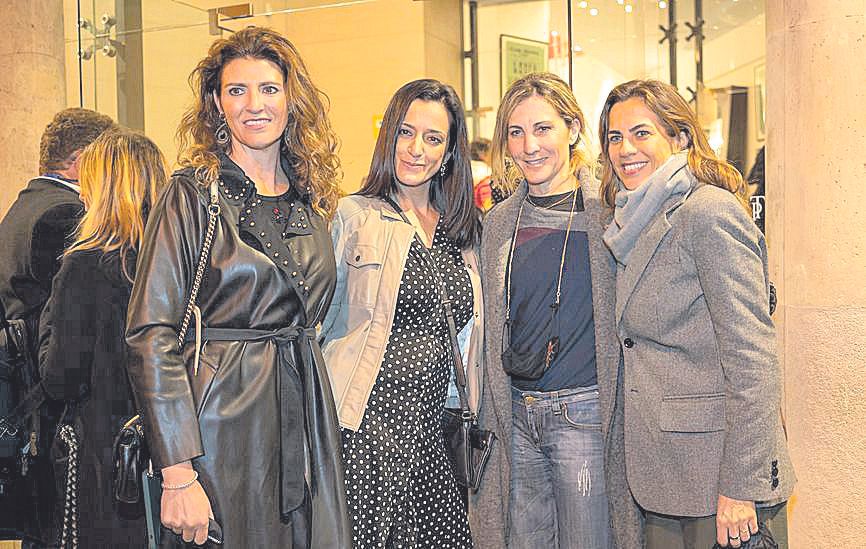 Marta Ferrer, Eugenia Moreno, Elena Ordinas y Lidia Piñero.