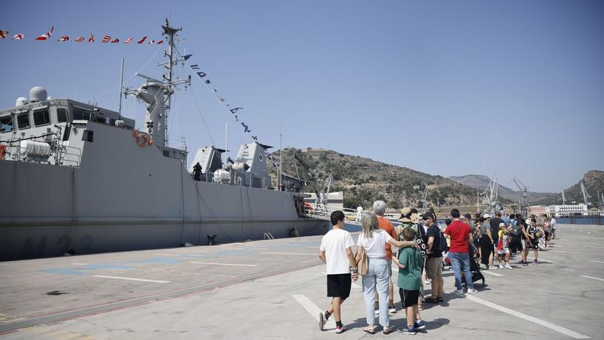 Las mejores imágenes del Día de las Fuerzas Armadas en Cartagena