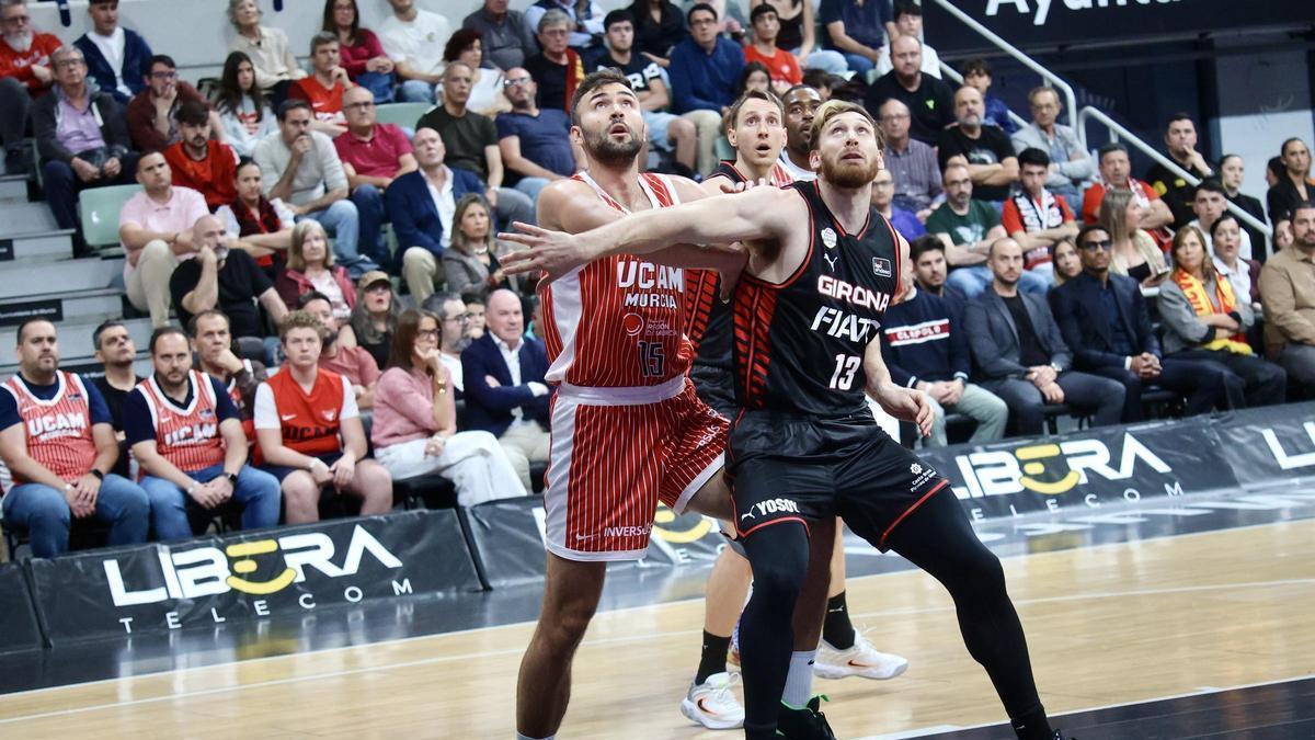 James Kanik va ser l'MVP contra l'UCAM Múrcia.