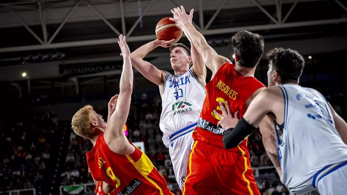 España cede ante Italia en el cierre de la clasificación del Mundial (68-72)
