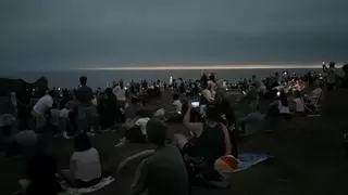 Decepción en el Oriente al impedir las nubes ver el eclipse: "Con lo bien que lo estarán viendo en La Rioja..."