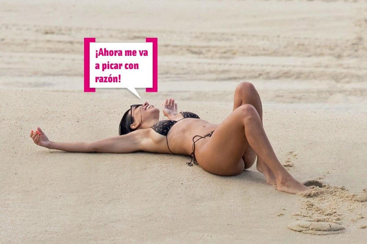 Kourtney rebozada en arena