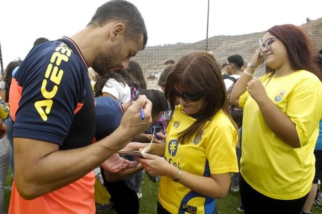 ENTRENAMIENTO DE LA UD LAS PALMAS EN BARRANCO ...