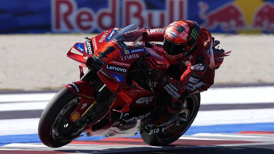 Bagnaia firma la &#039;pole&#039; en Misano y Marc Márquez acaba noveno tras una caída