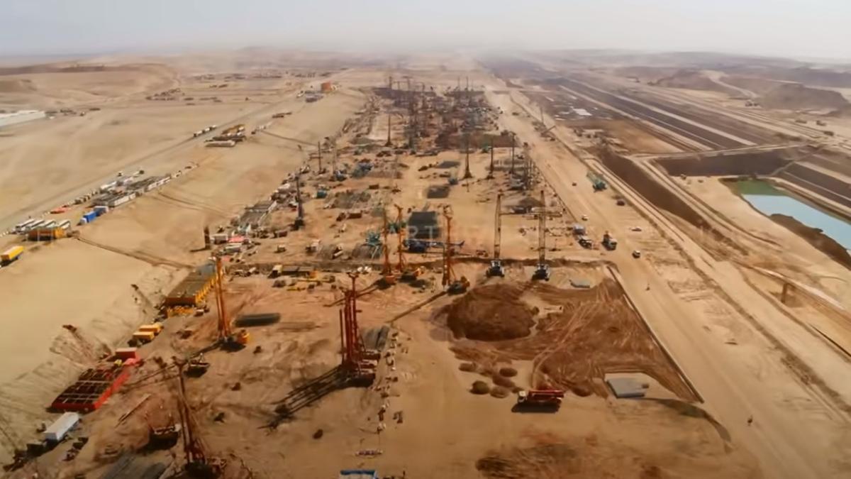 Así avanza 'The Line' la megaciudad que pretende construir Arabia Saudí